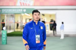 媒体人：精简阵容的泰山队让年轻人看到希望，以老带新依然有看头